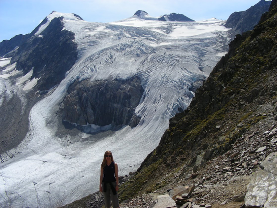  Kimberly stands in front of Stubai glacier in Austria.